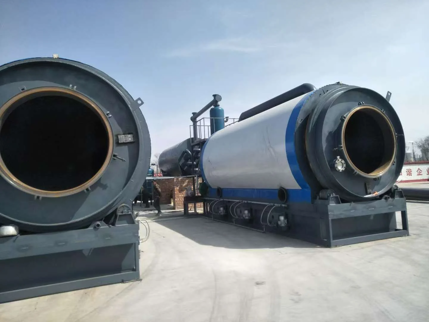 From the Jinpeng Project Archive: Two 12-TPD Batch Waste Tire Pyrolysis Lines at an Urban-Adjacent Site in Hohhot, Inner Mongolia, 2019 project equipment